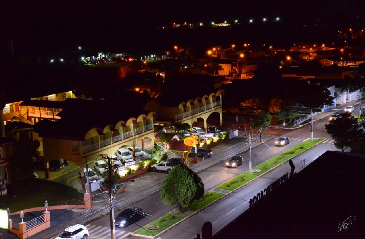 Kanoa Hotel Santo Antônio da Platina Екстериор снимка