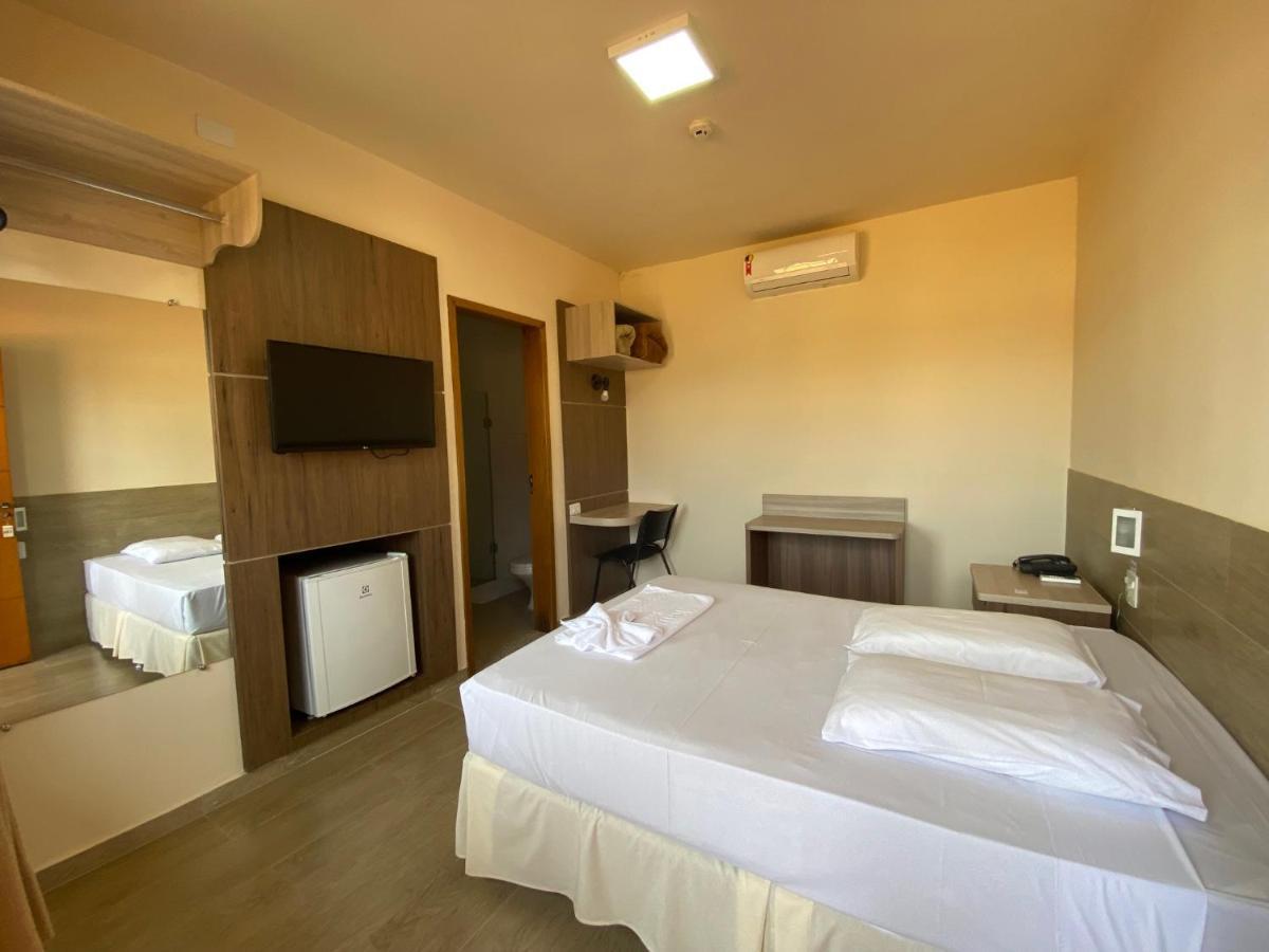 Kanoa Hotel Santo Antônio da Platina Екстериор снимка