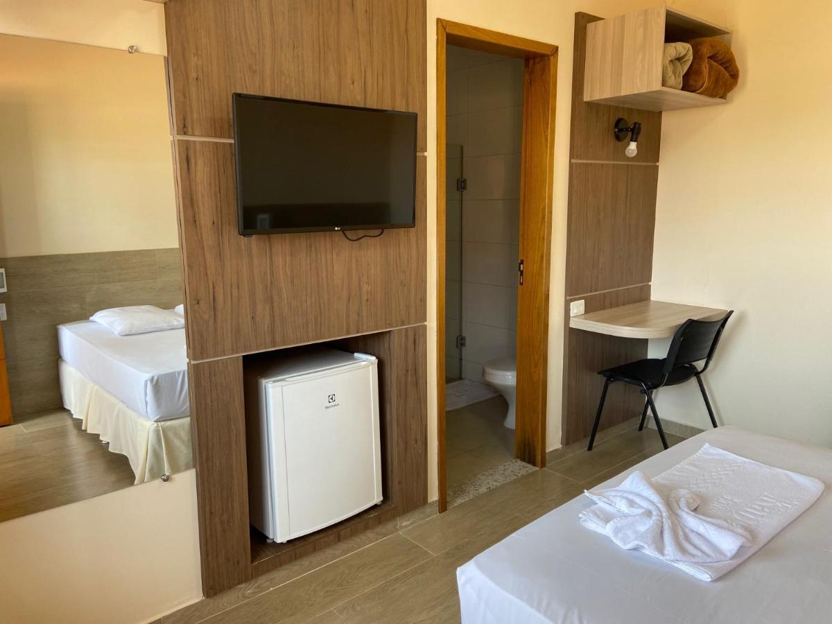 Kanoa Hotel Santo Antônio da Platina Екстериор снимка